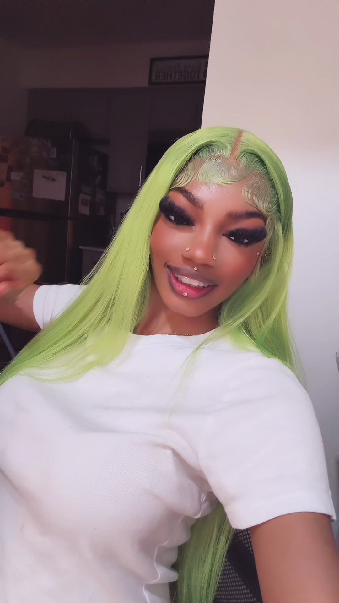 @x.clusiveebratt