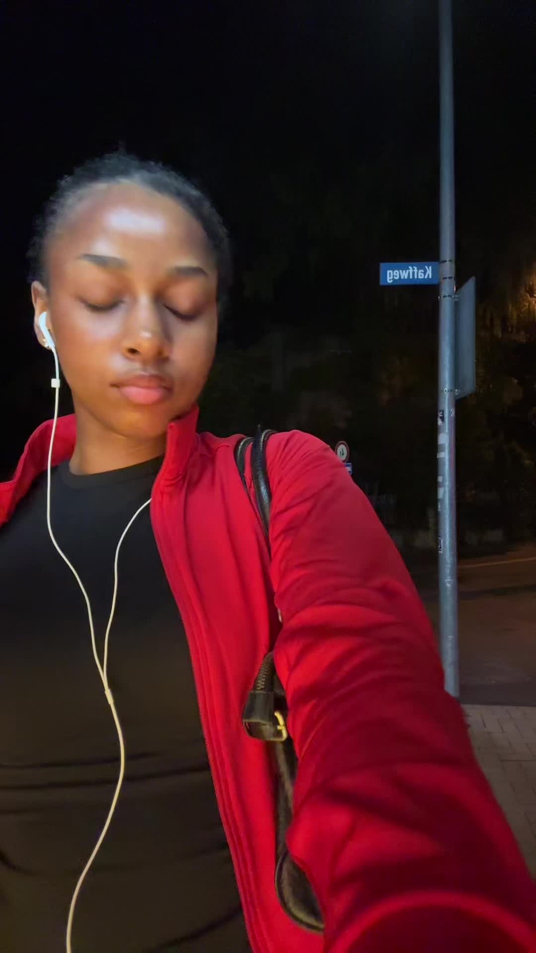 @shanaz