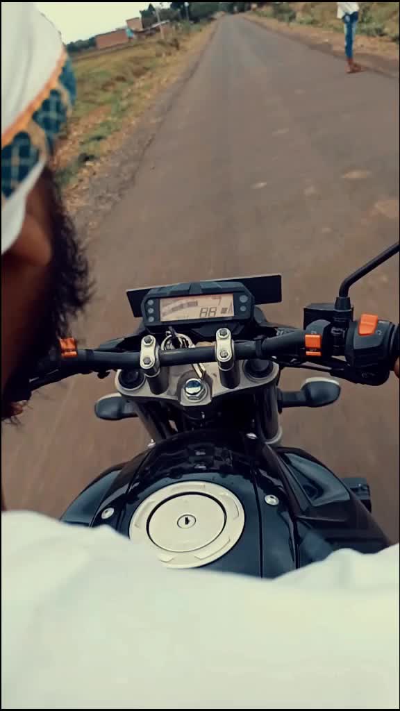@विवेक शिंदे