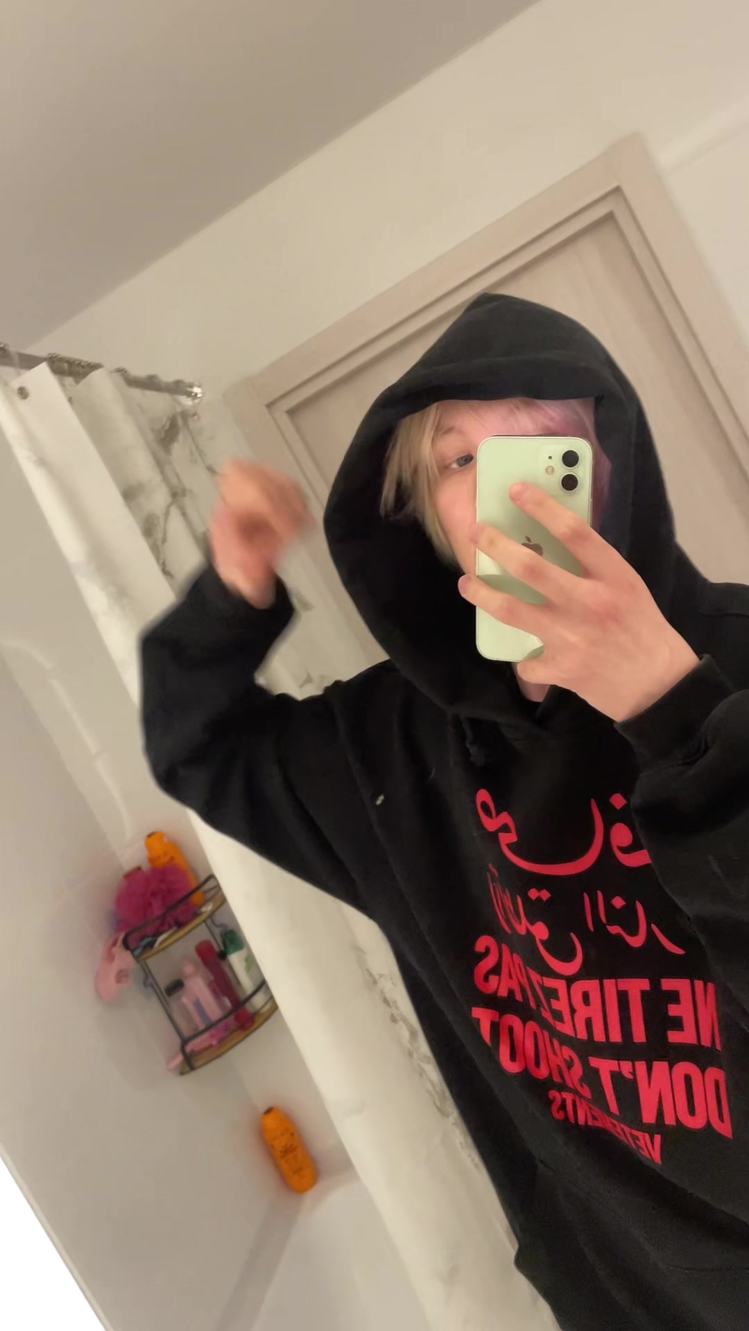 @Mooni
