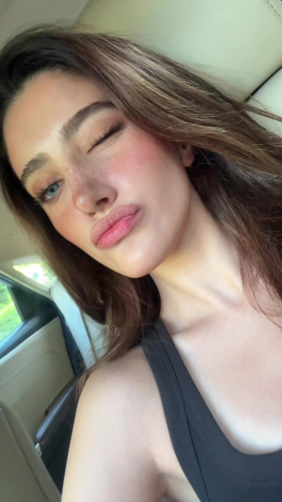 @vania