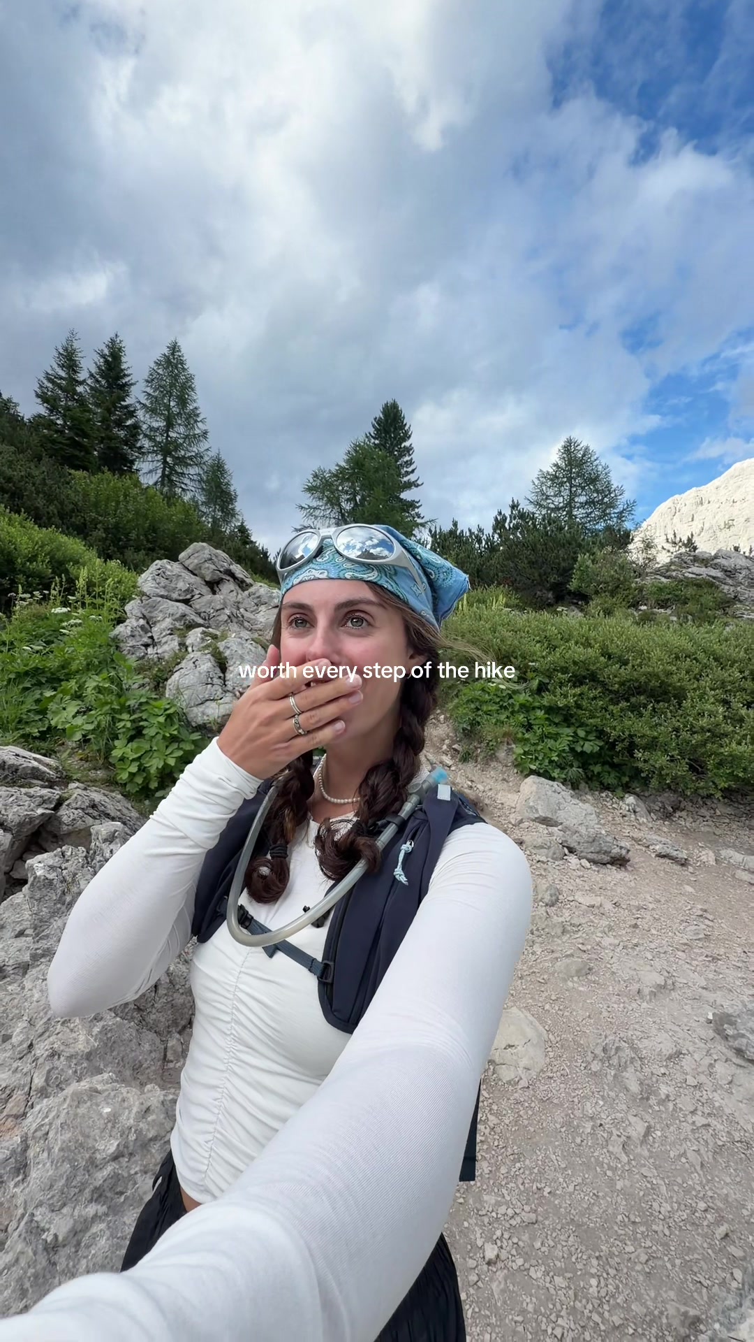 @bella