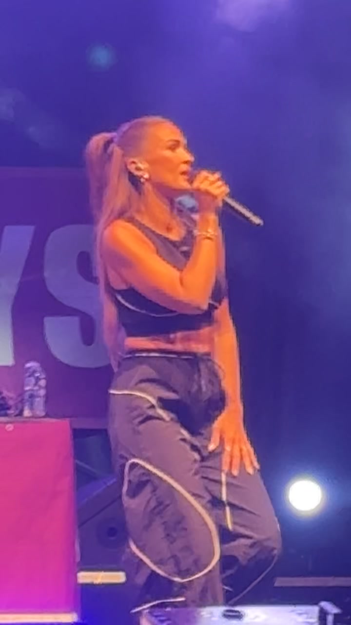 @𝓨𝓸𝓱𝓪𝓷 🥀