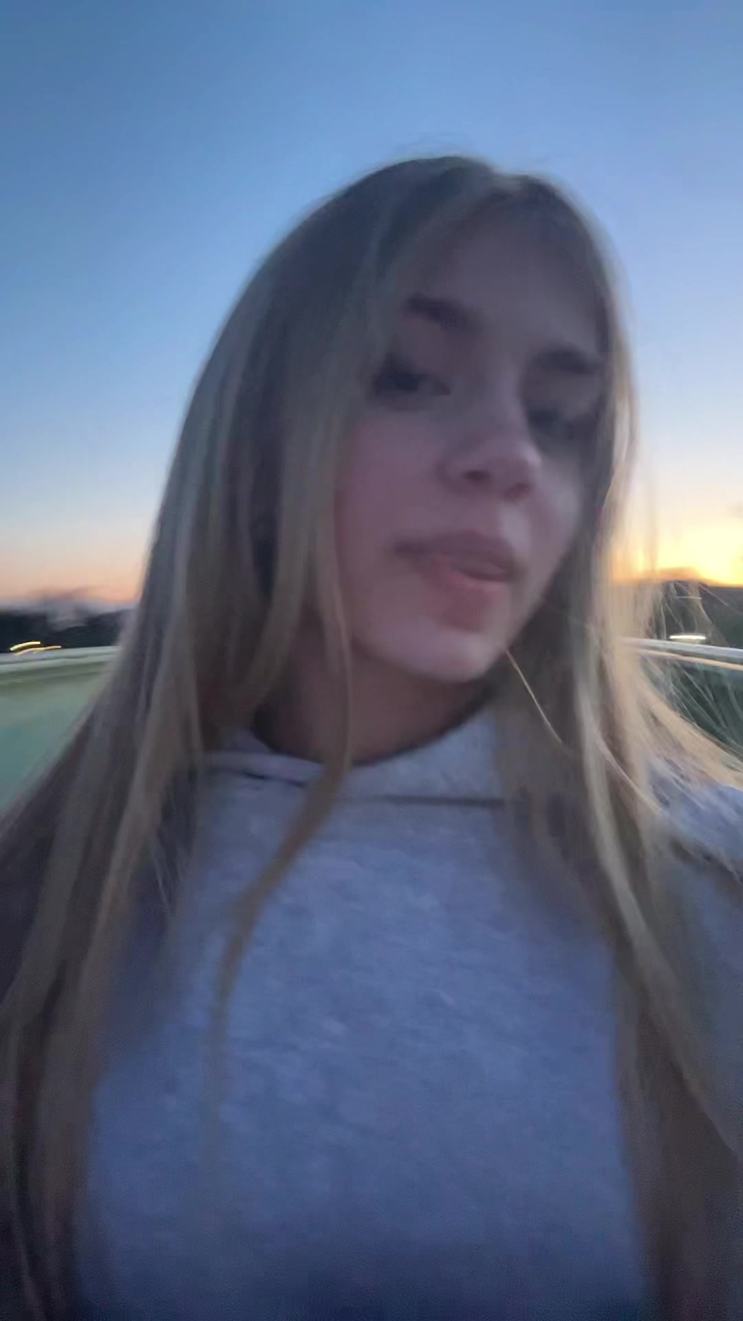 @Эмилия💐