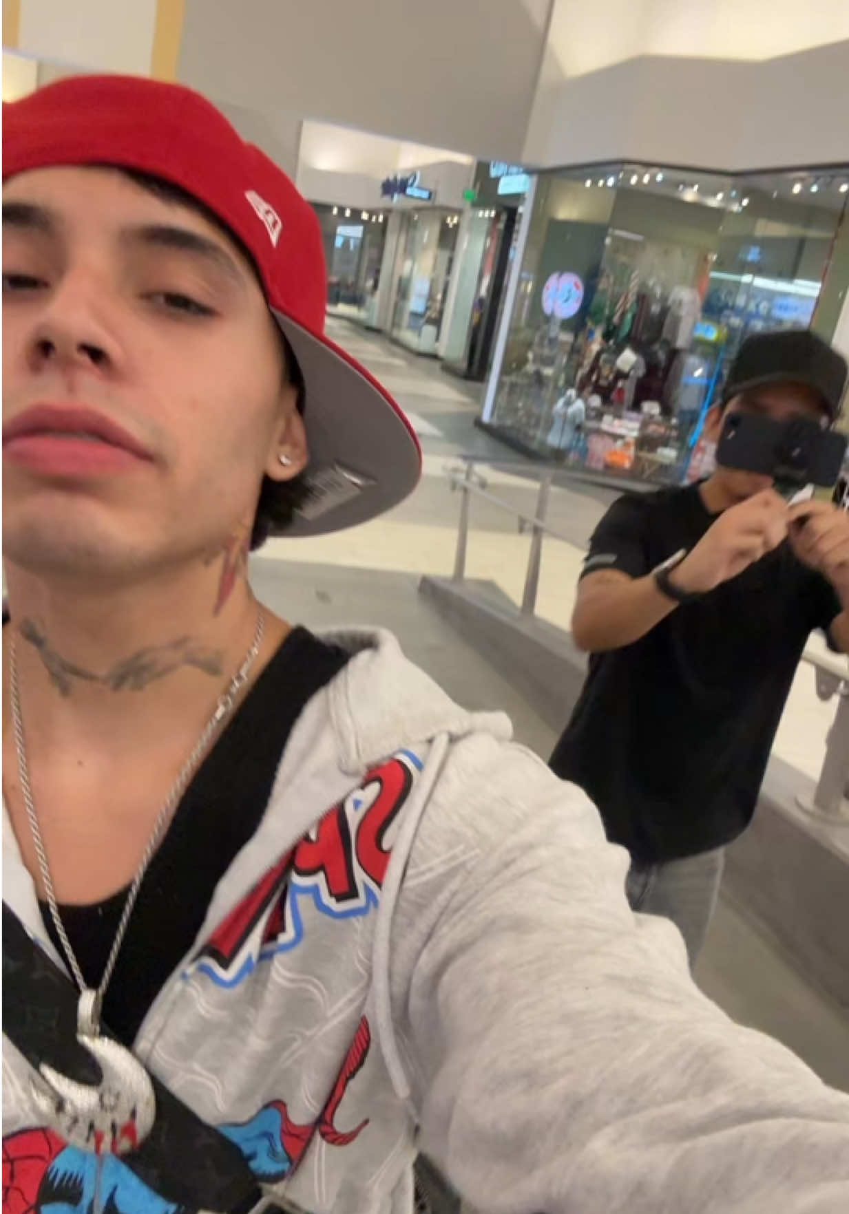 @ElNiñodelaSecta