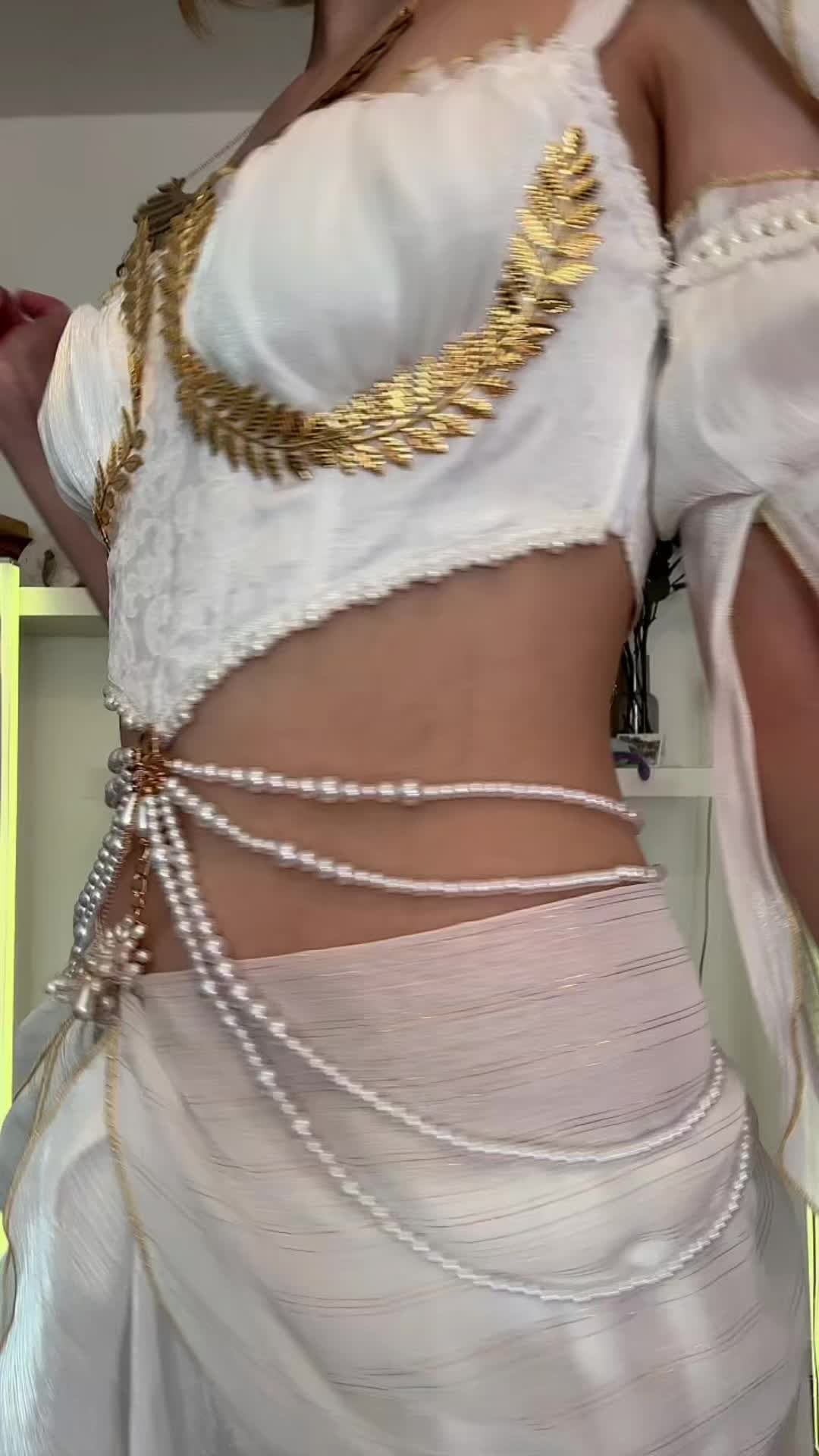 @RosaCosMultiverse