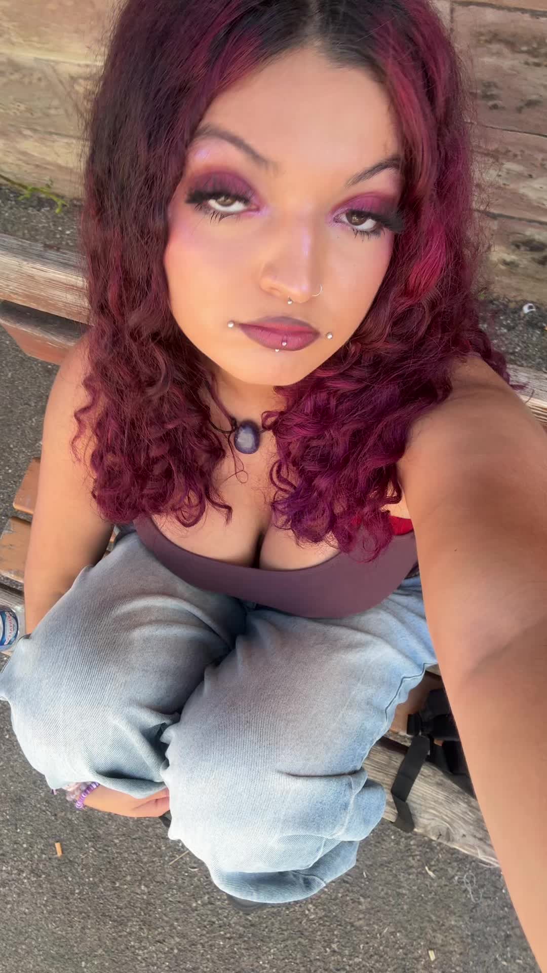 @</3