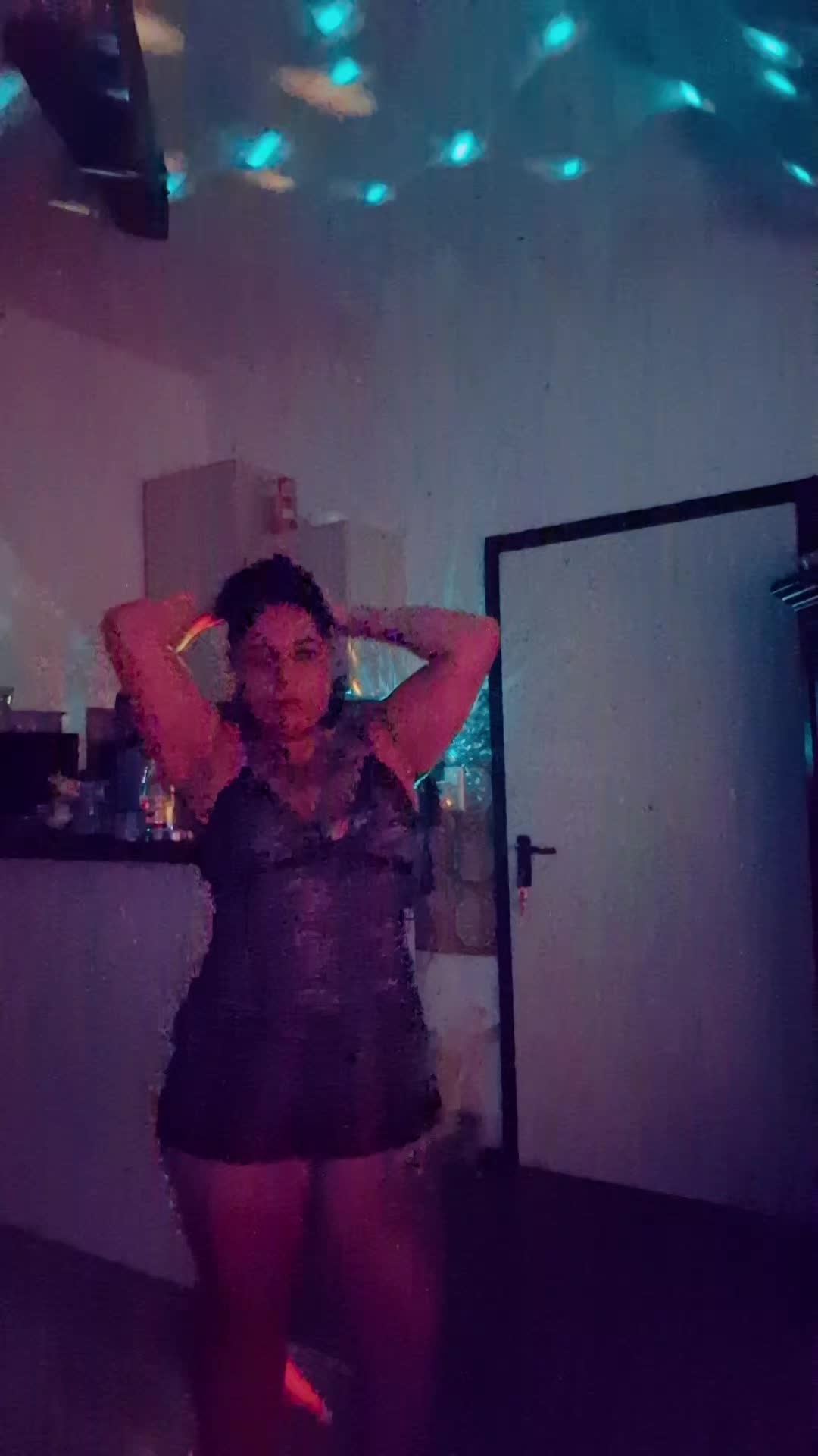@Īnger pierdut🖤🖤🩷🖤