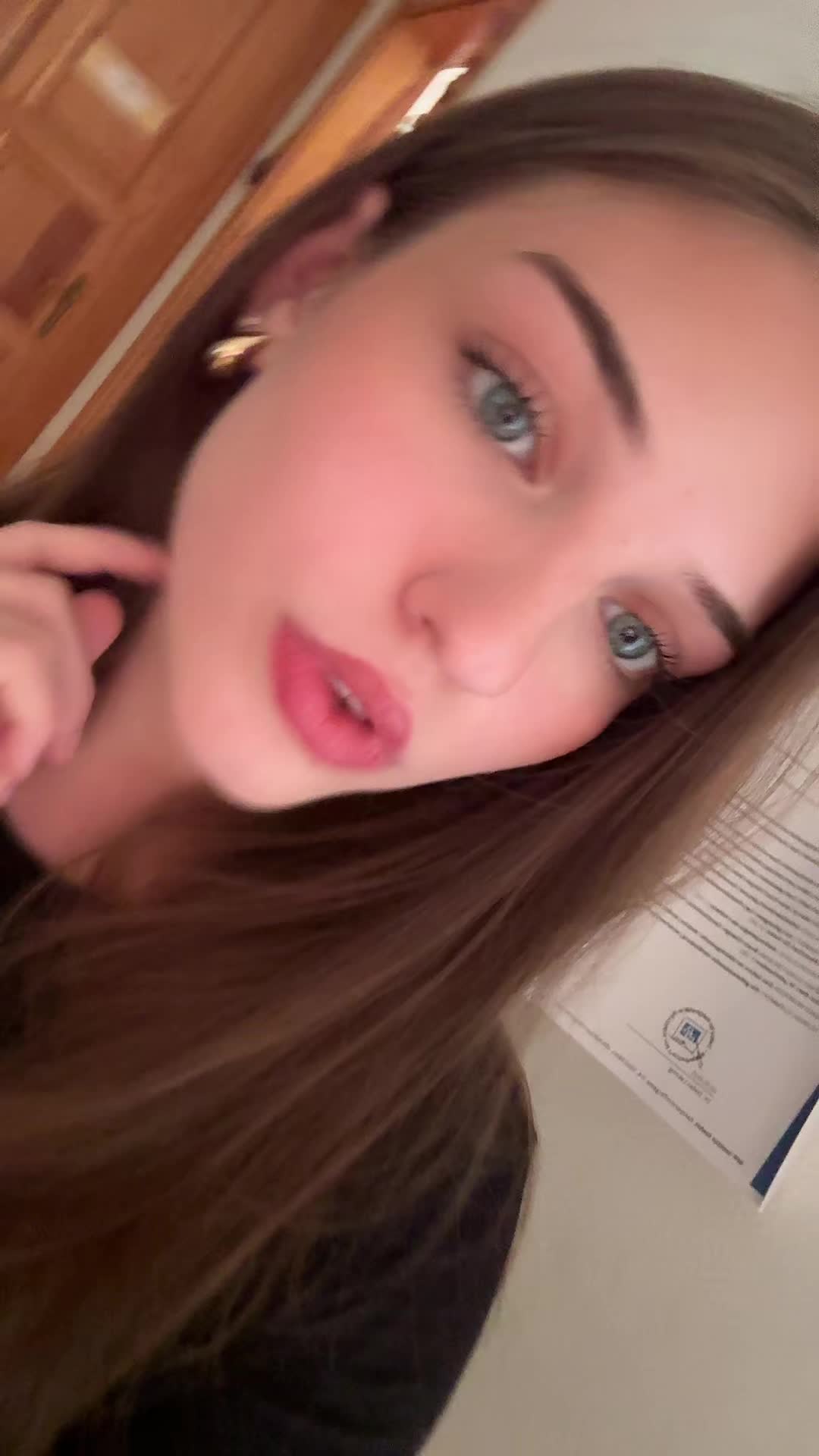 @anna