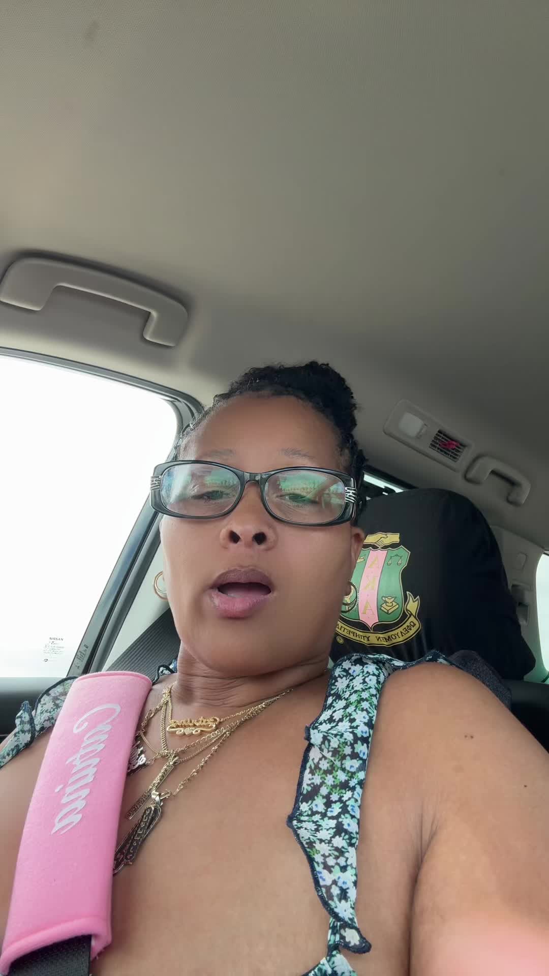 @mstrina1218