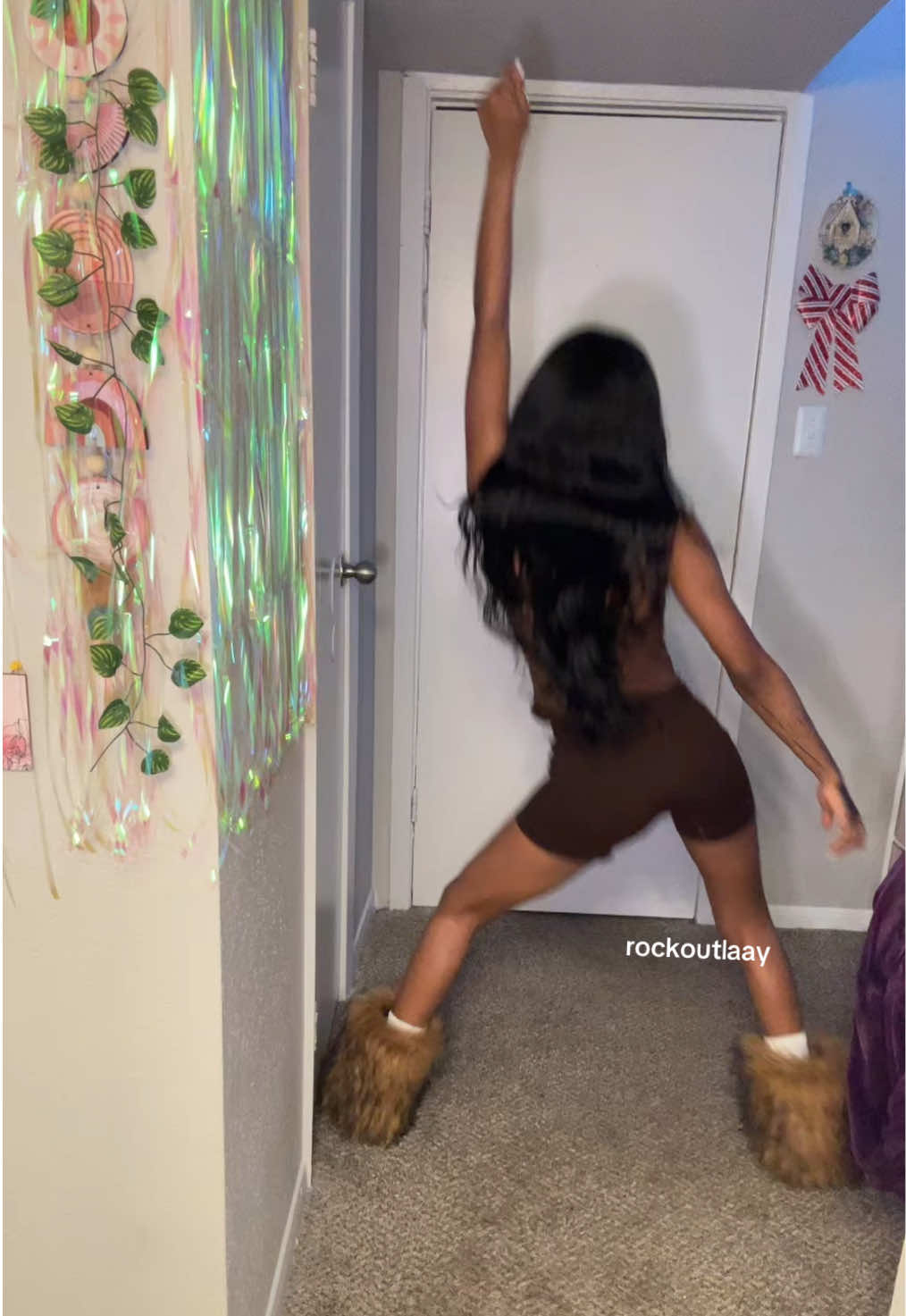 @rockoutlaay