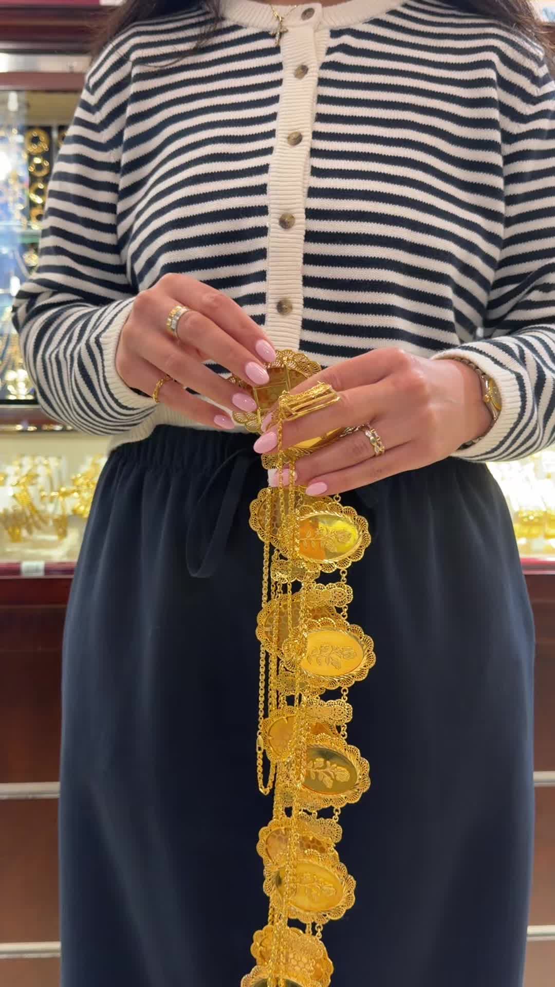 @NourisJewelry
