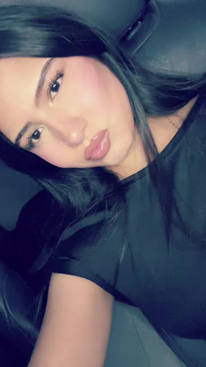 @<3