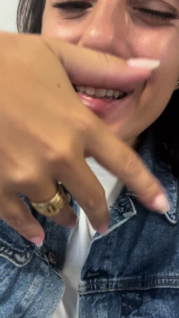 @mrnlcrs