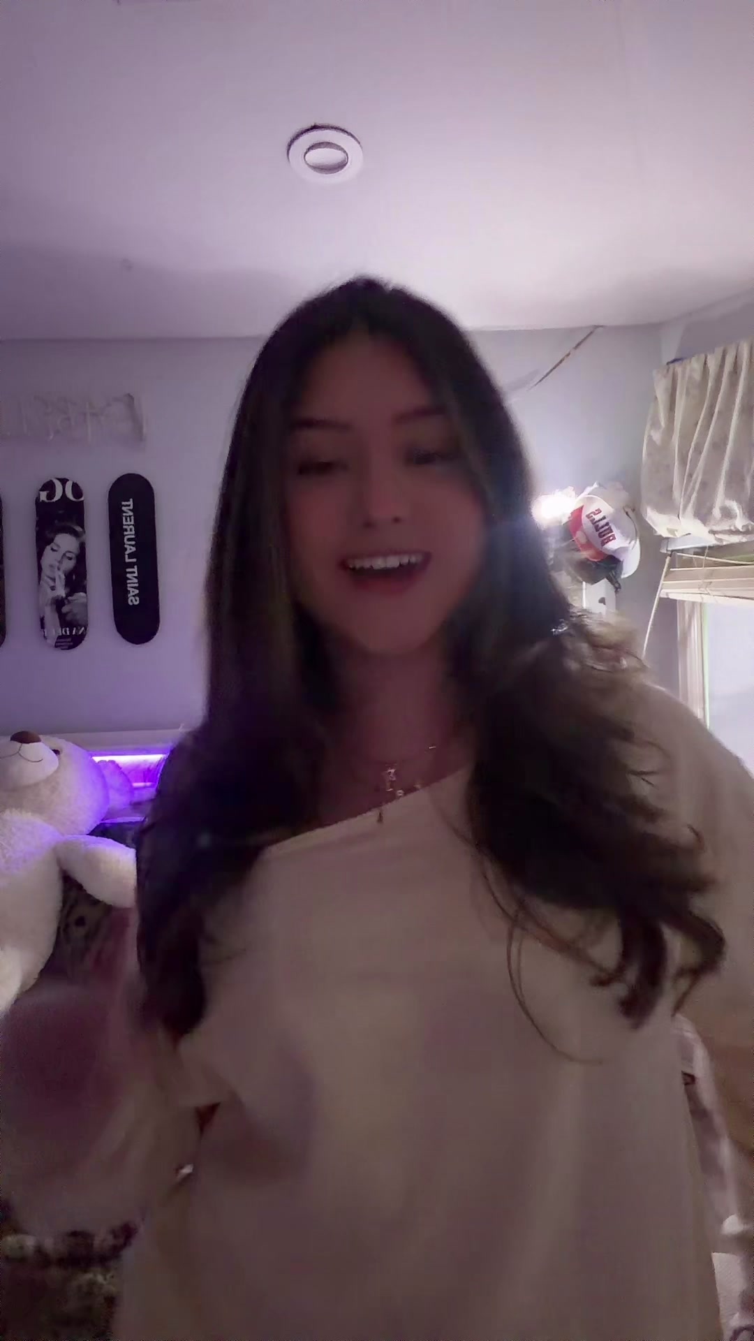 @Isabella