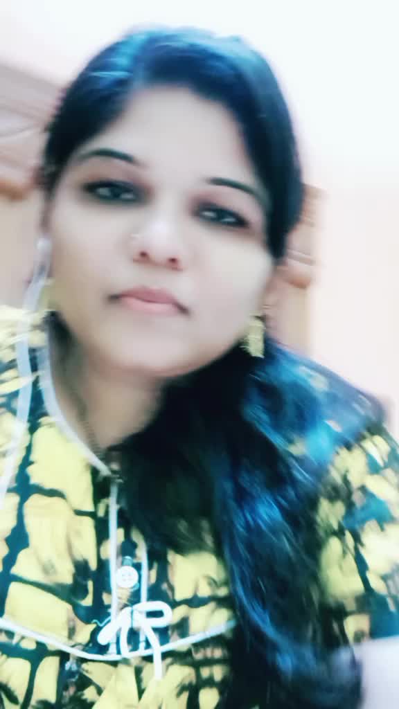 @👑lovely dezy👑