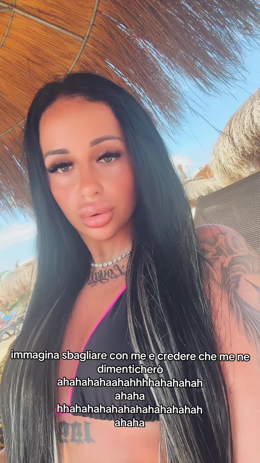 @🖤 𝓫𝓻𝓪𝓽𝔃