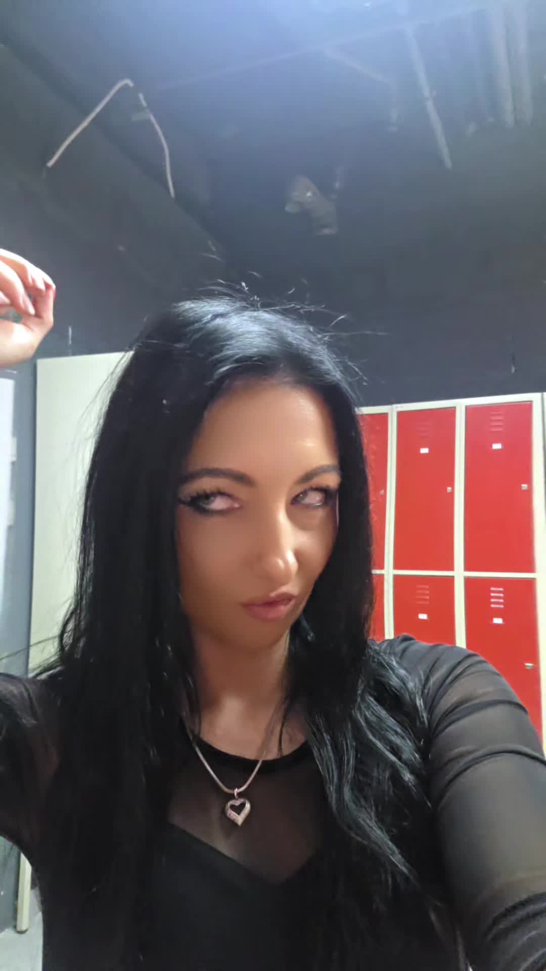 @czarnarewelka