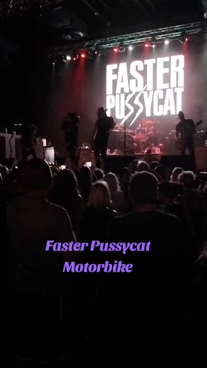 @Michaels_musicandmovies