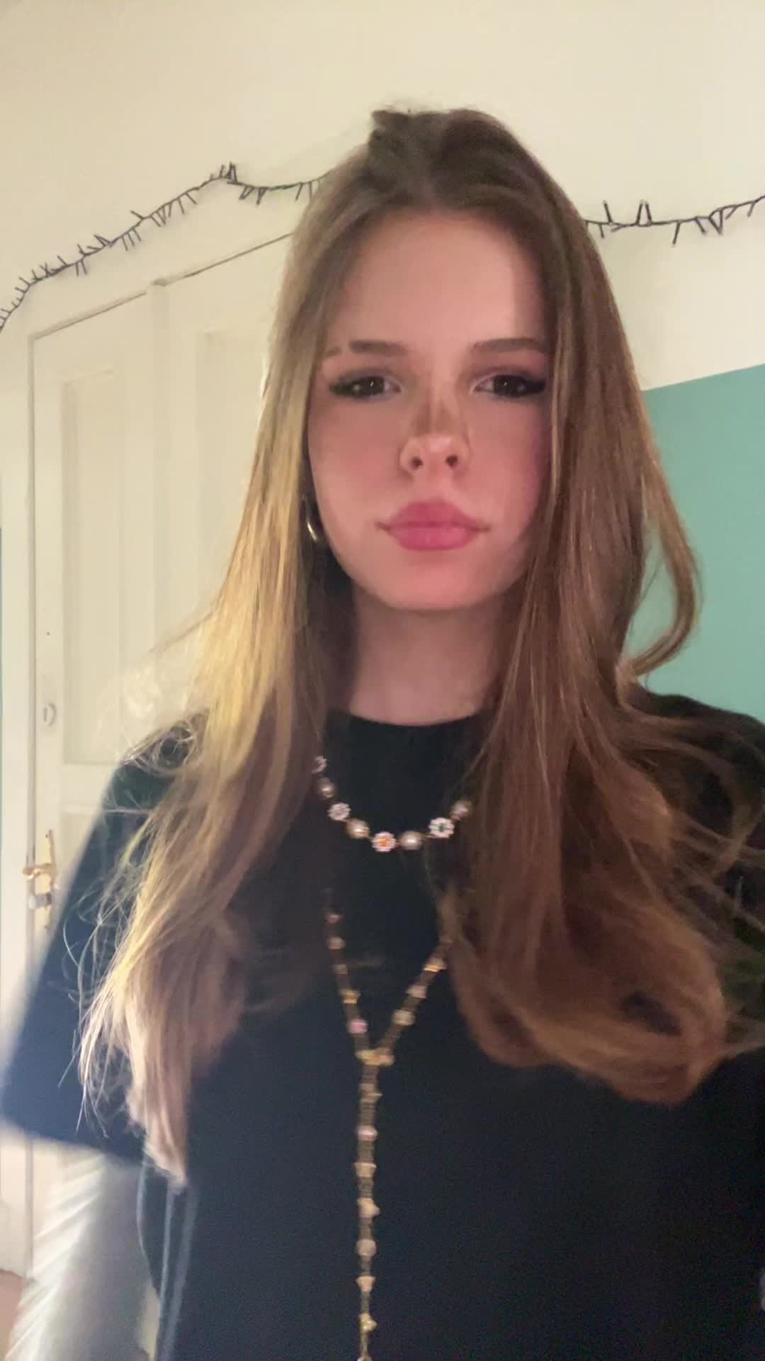 @𝒫𝒾𝒶⭐️