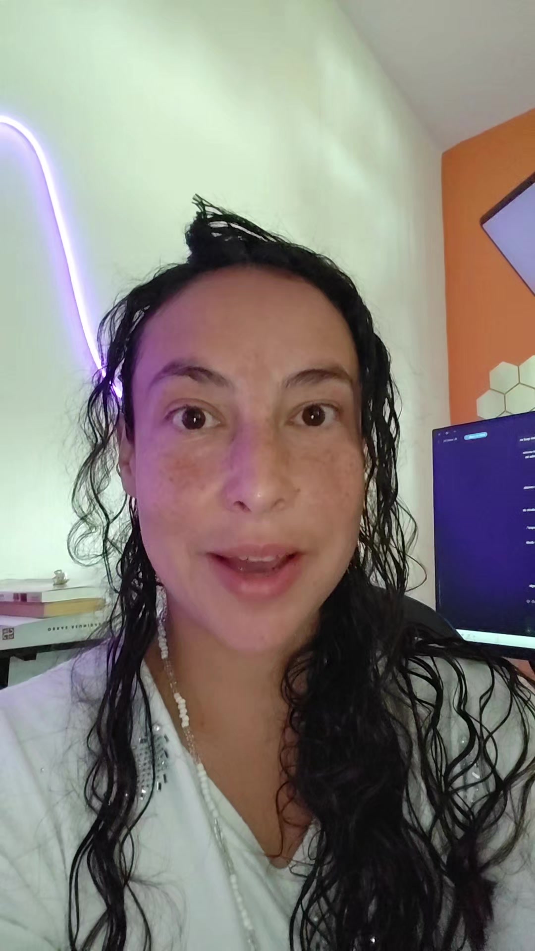 @Julia Castillo