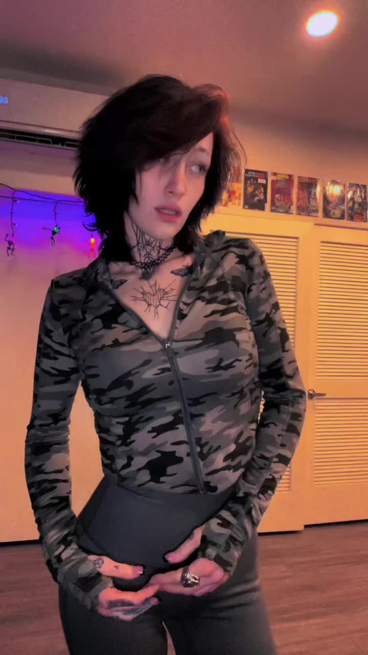 @GoThGoObeR