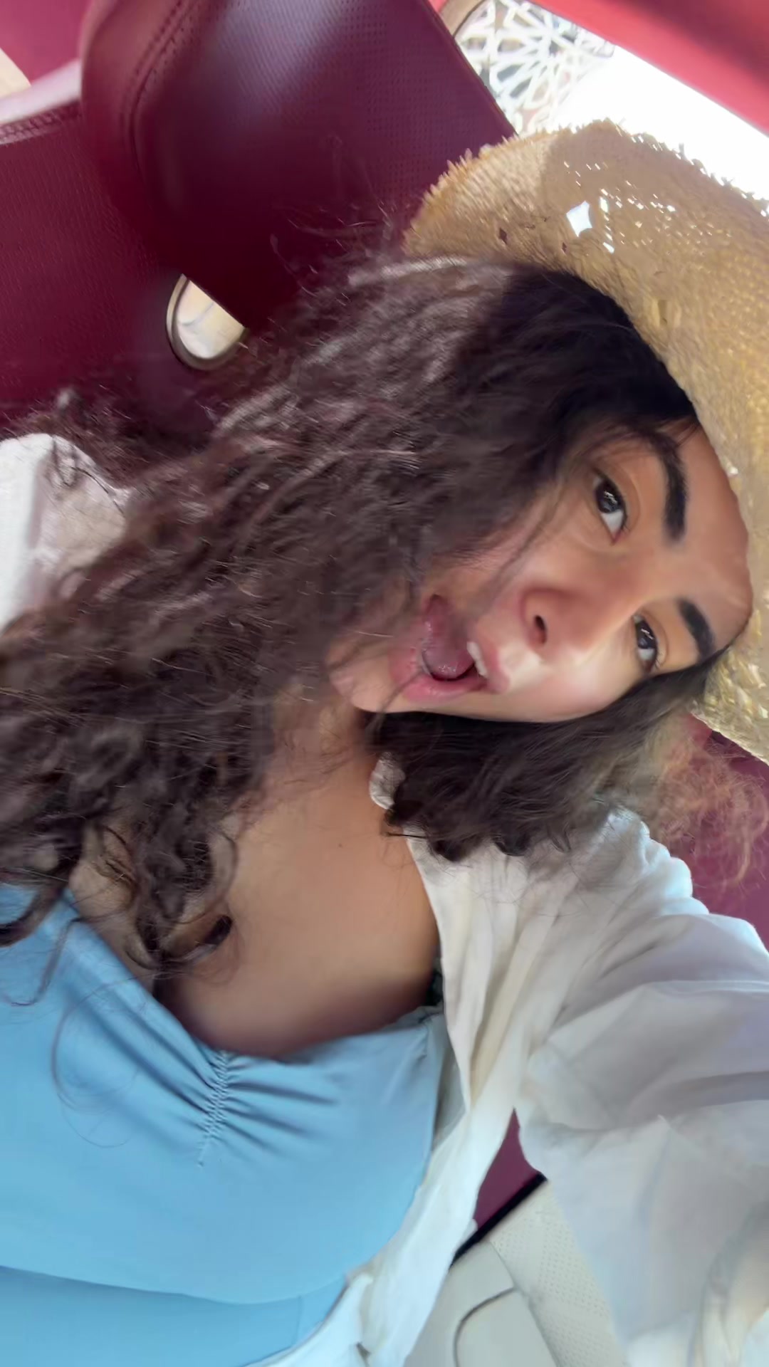 @janahafezzz