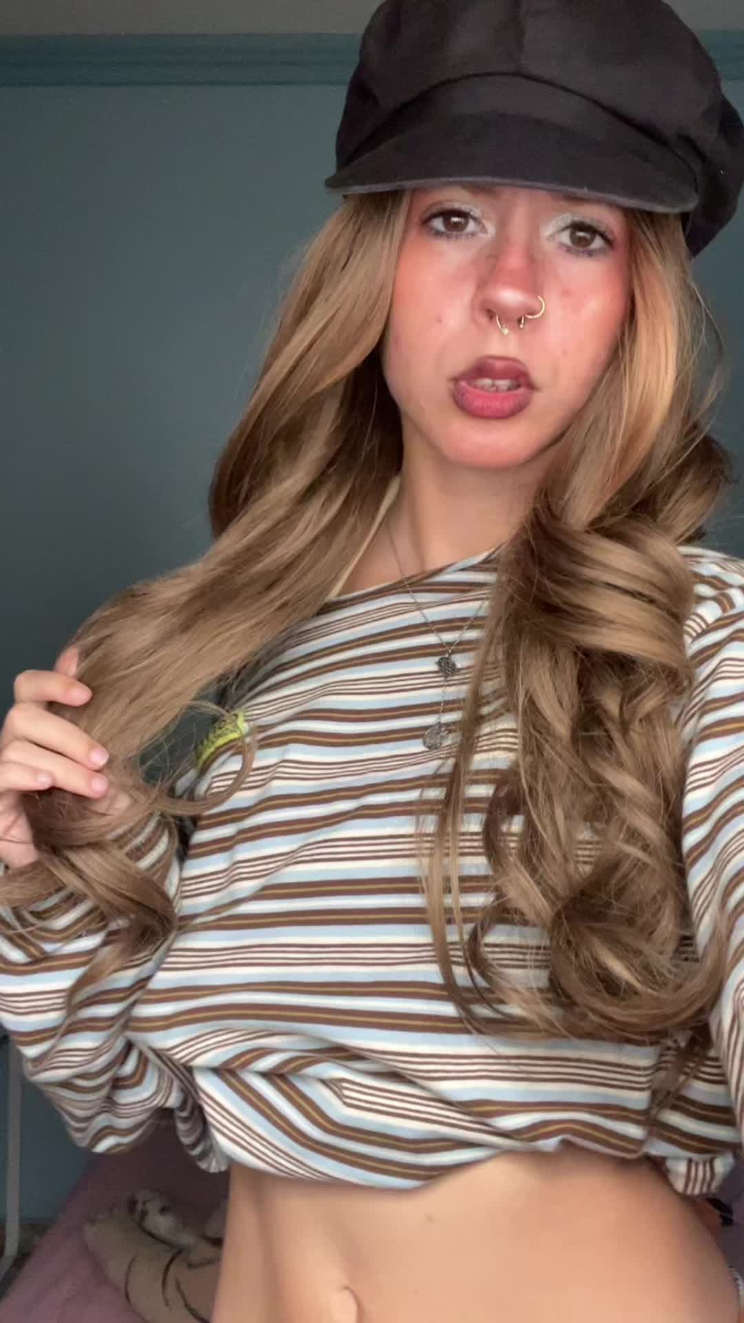 @KXNICA