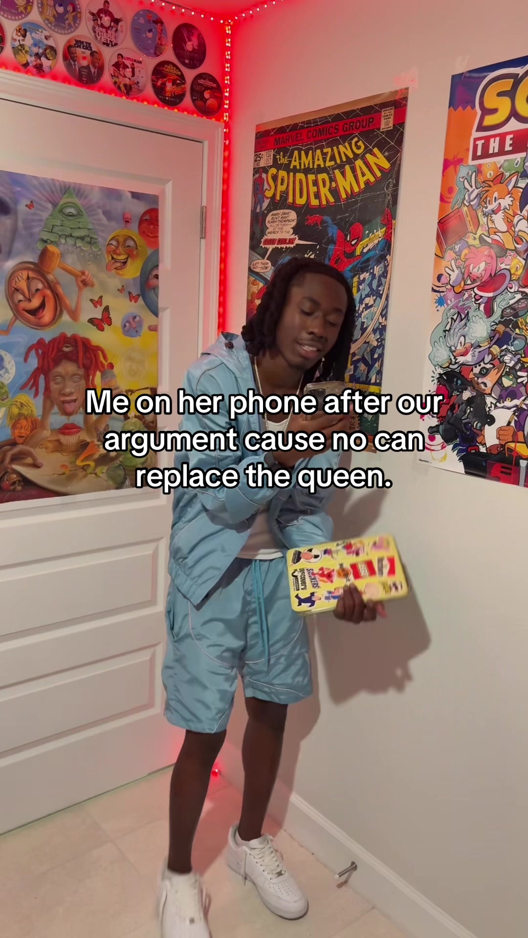 @⃟