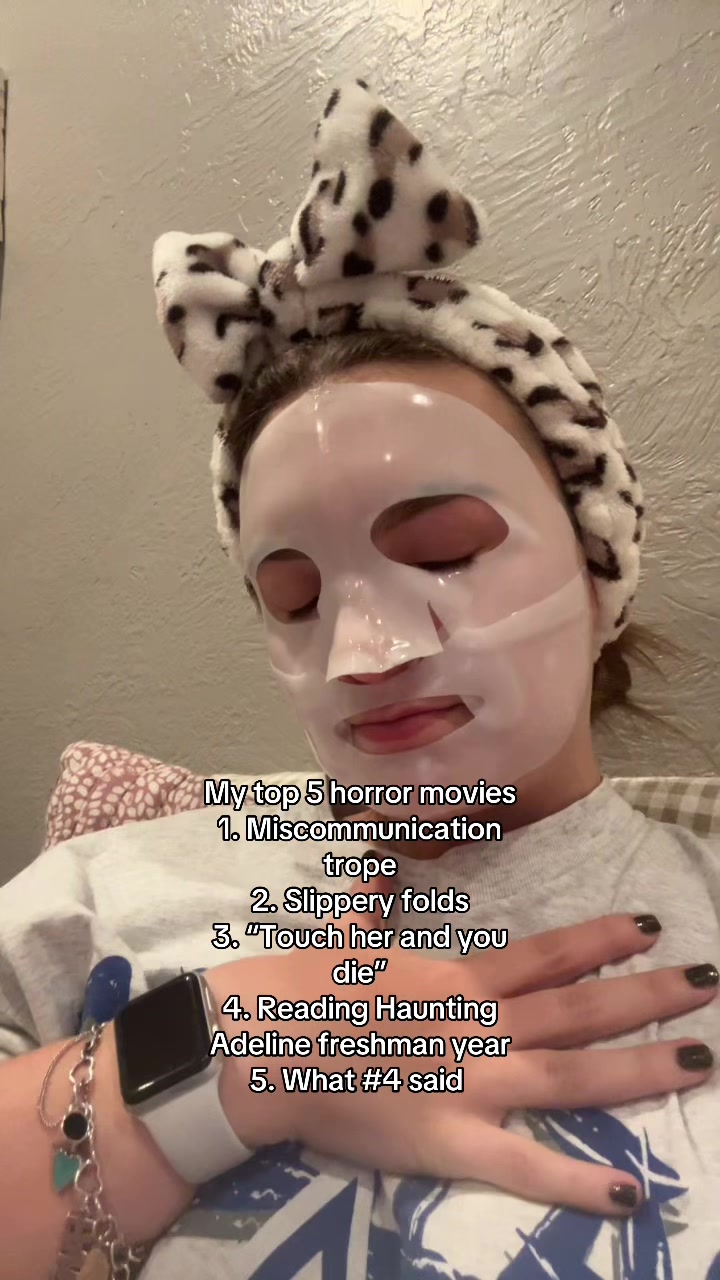 @sarahslilshelf