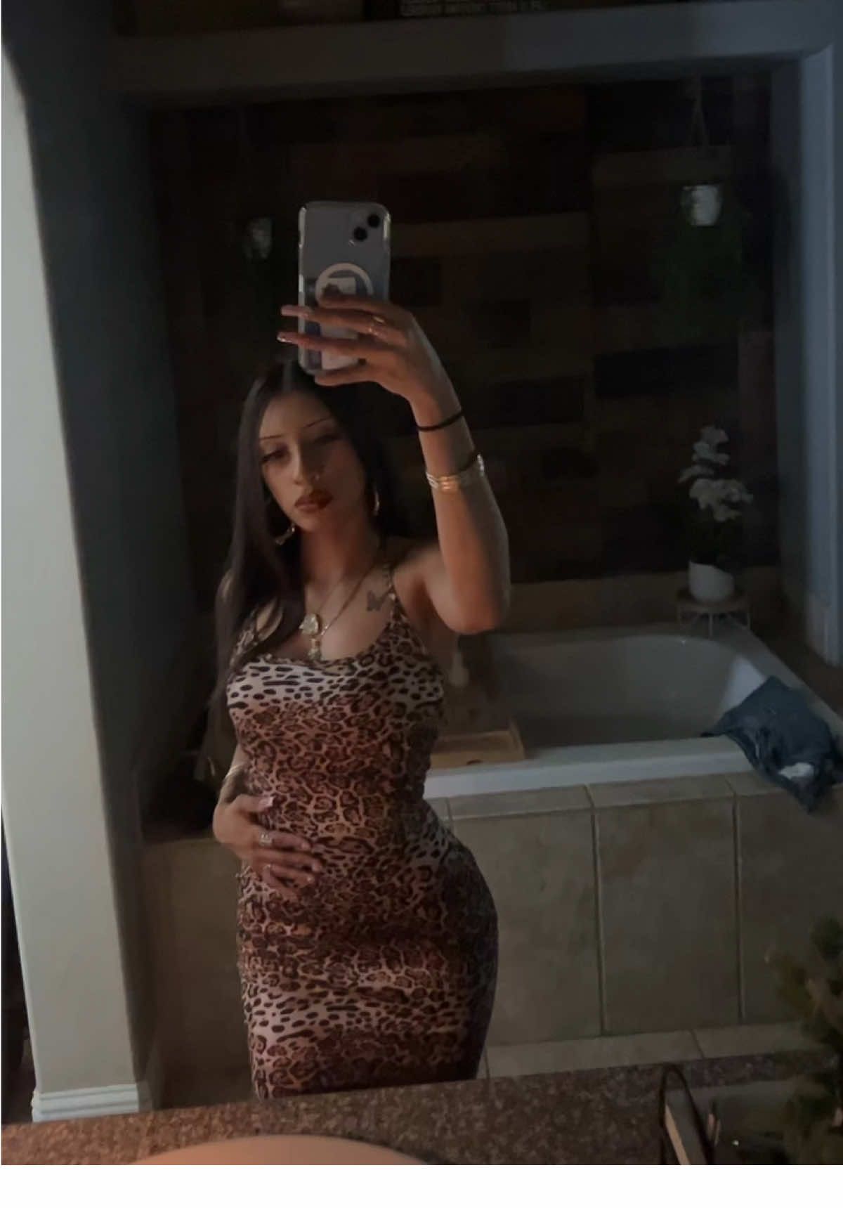 @naomi