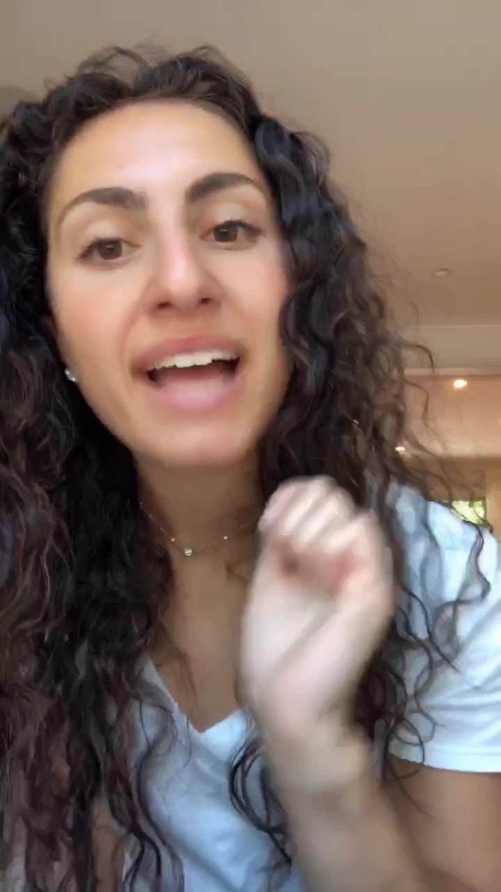 @batshitmama