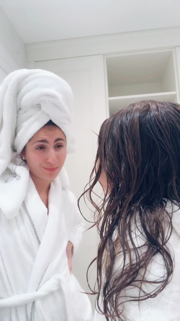 @batshitmama