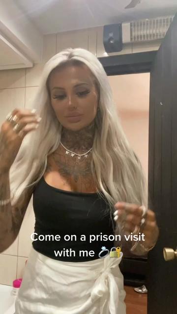 @Valentina Ilene