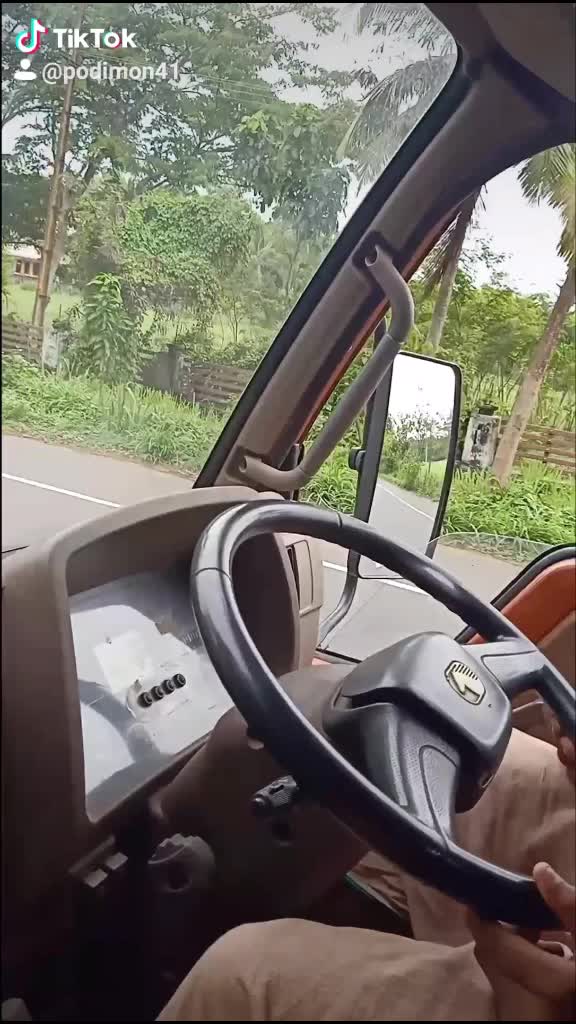@പൊടിമോൻ