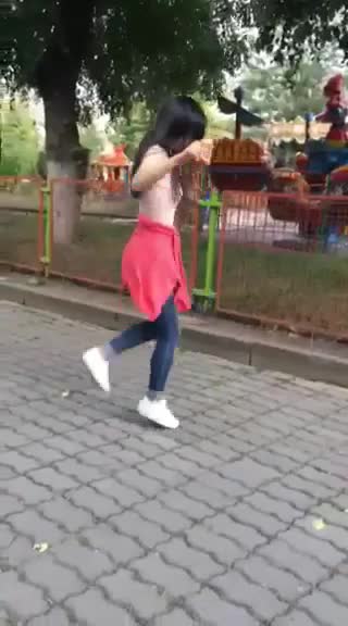 @user72125729984