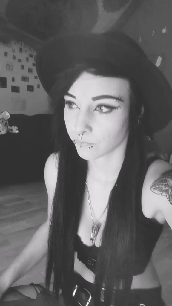 @Anja Mortissa