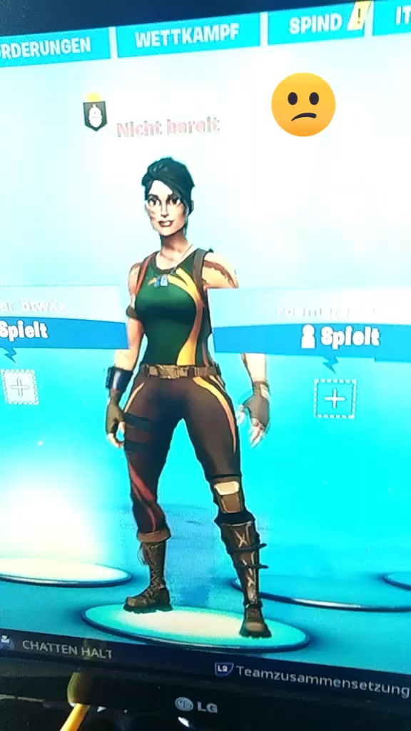 @Nicki_Hyper