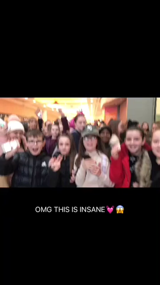 @Kristen Scott{69K}
