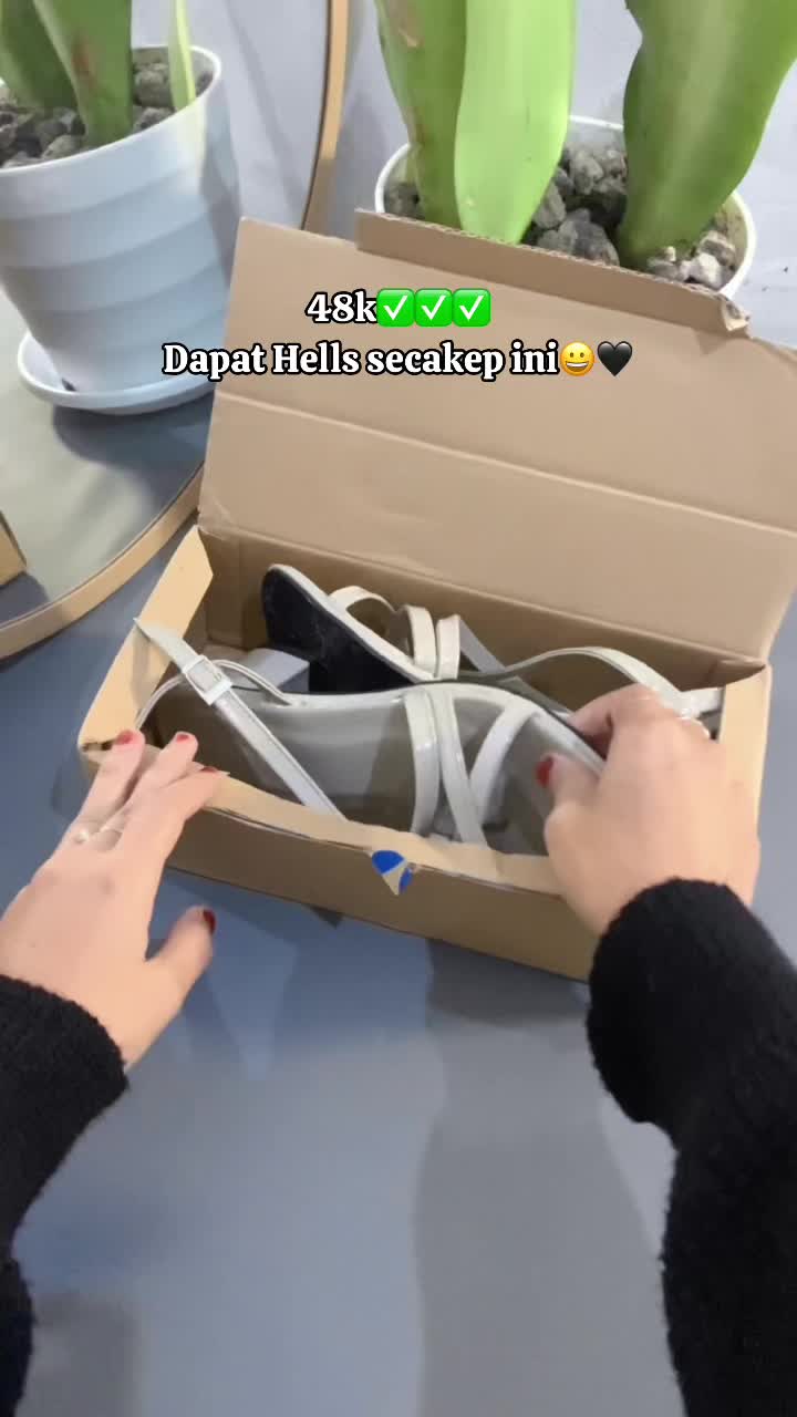 @momodesi