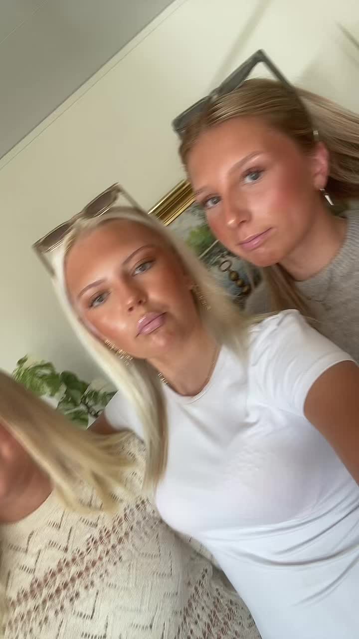 @TiMea💋💋💋🥂🥂