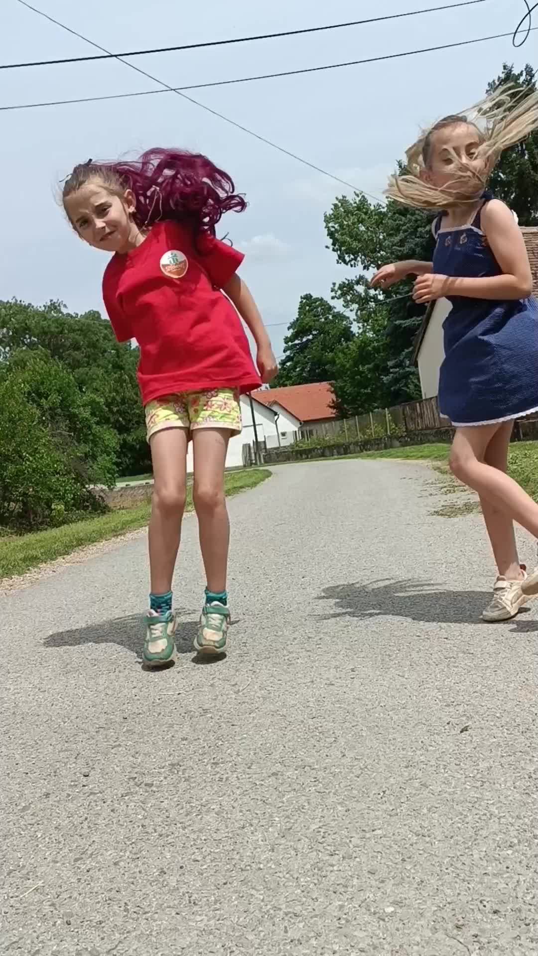 @Elvi🥰