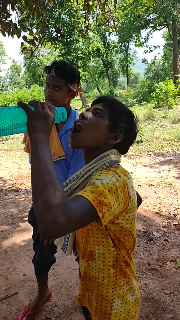 @simple boy Mohan 🤔