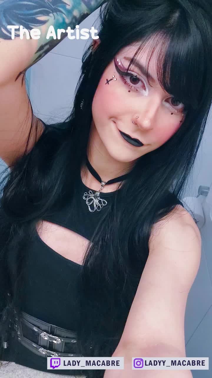 @Lady Macabre