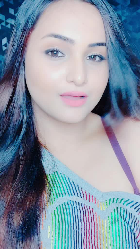 @Aliya Naaz
