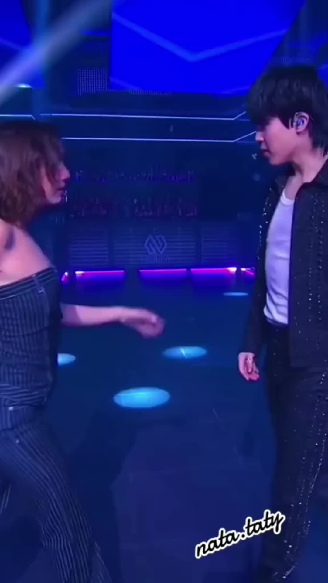 @๐น๐๐๐๐๐๐