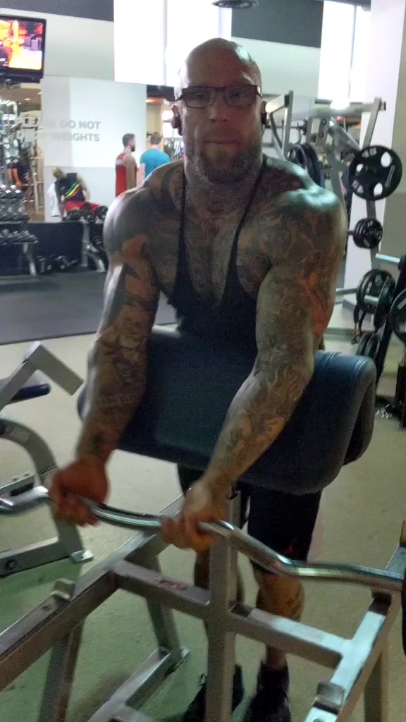 @the_fitcon