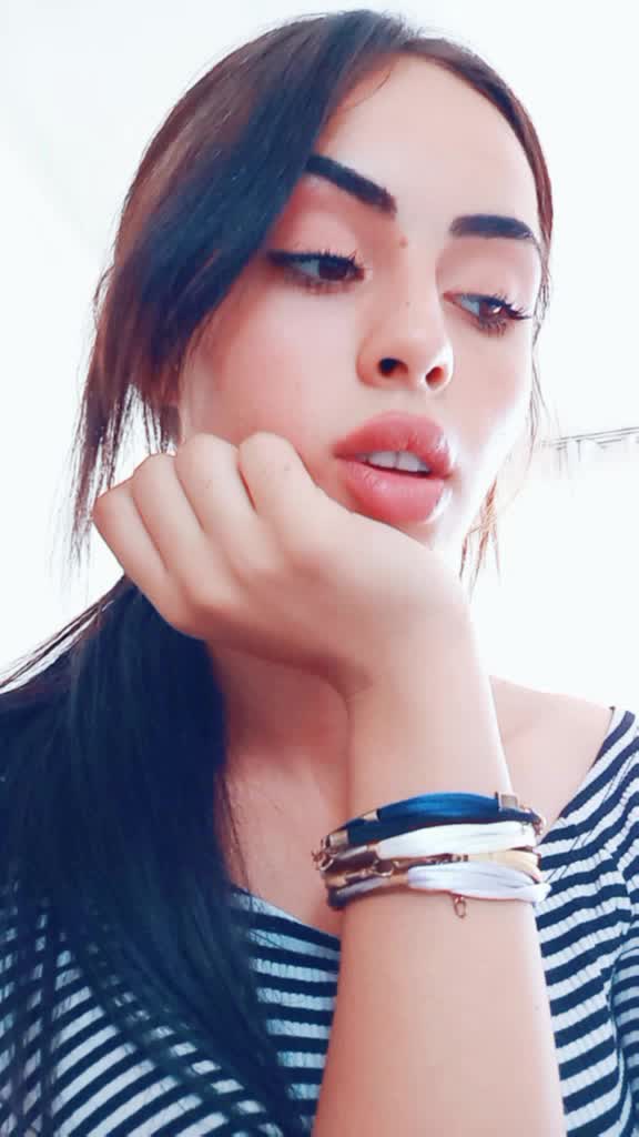 @NeSLiHaN