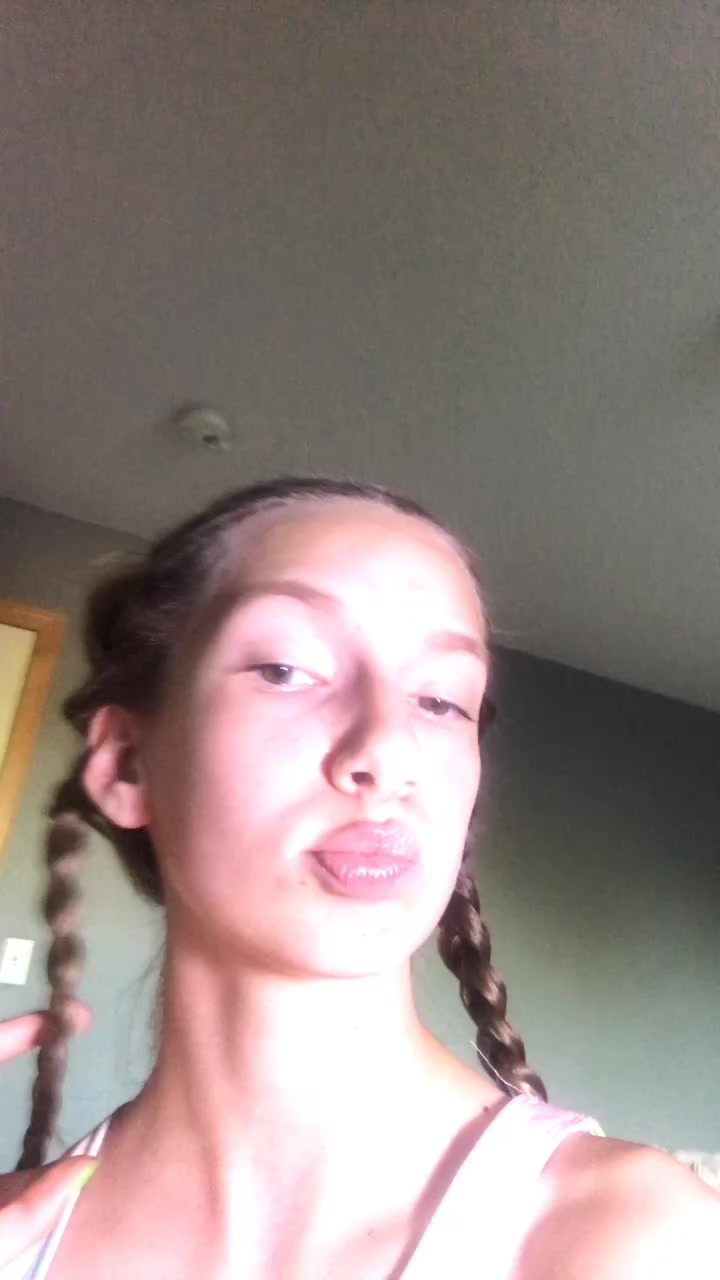 @Sarah_Blingg