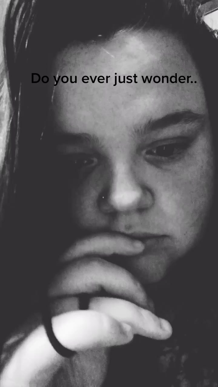 @Emmi.boo